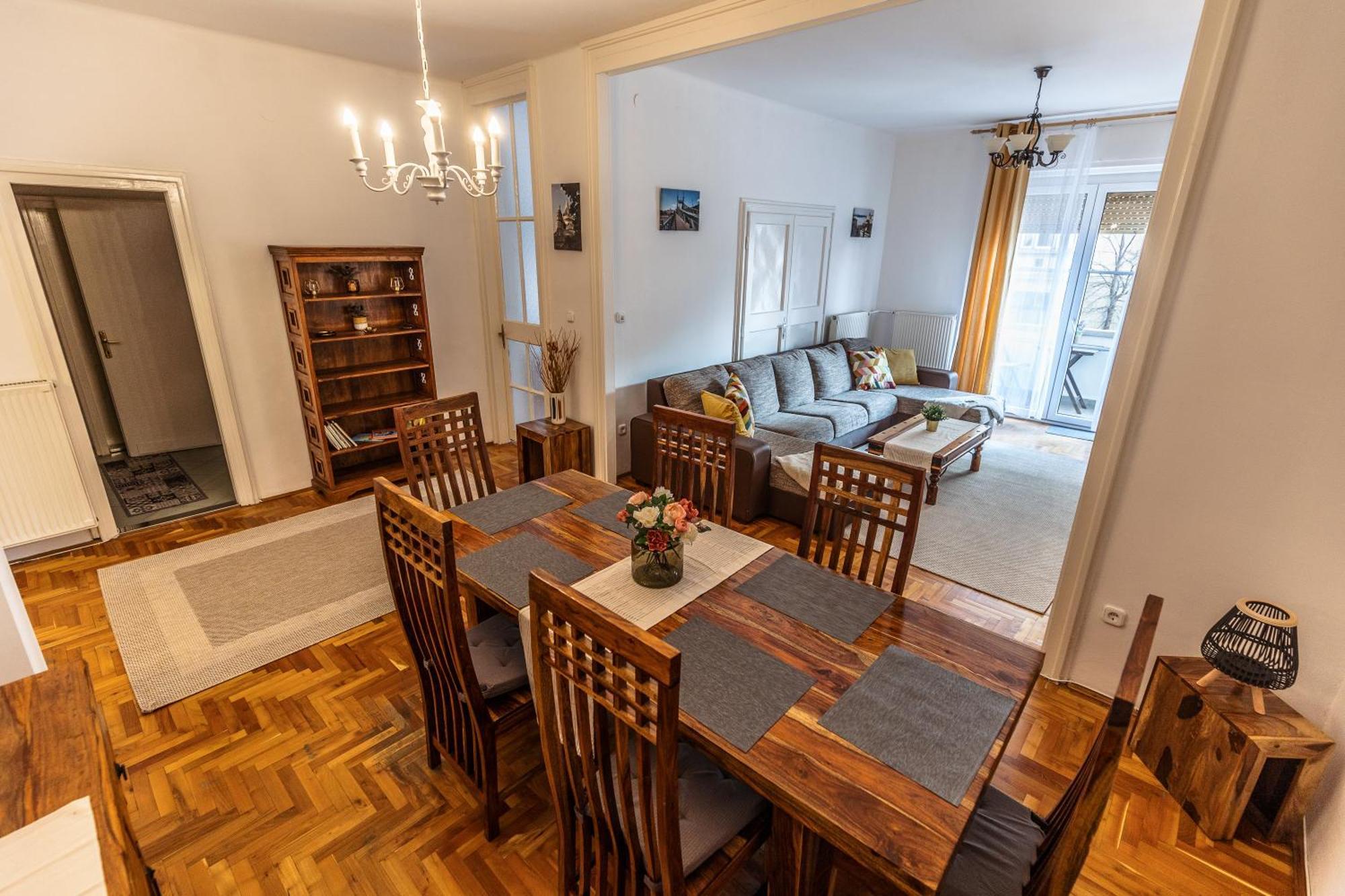 Bright & Spacious Riverside Apartment With Balcony บูดาเปสต์ ภายนอก รูปภาพ